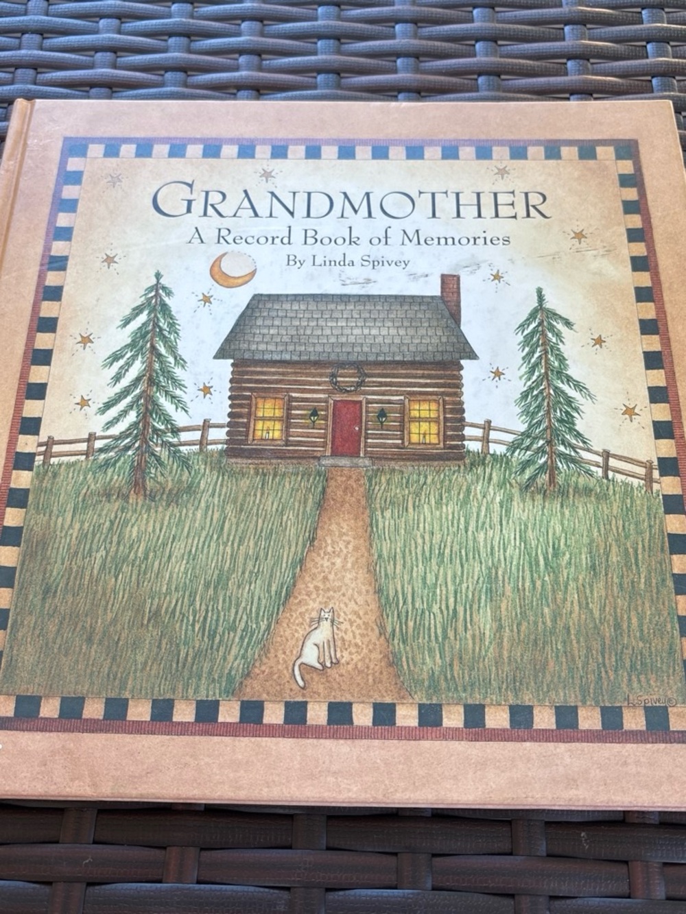 Grandmother: A Record Book of Memories by Linda Spivey - Cream/Green Cover